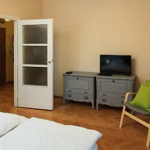 Apartament Stopover Metro Wierzbno Warszawa